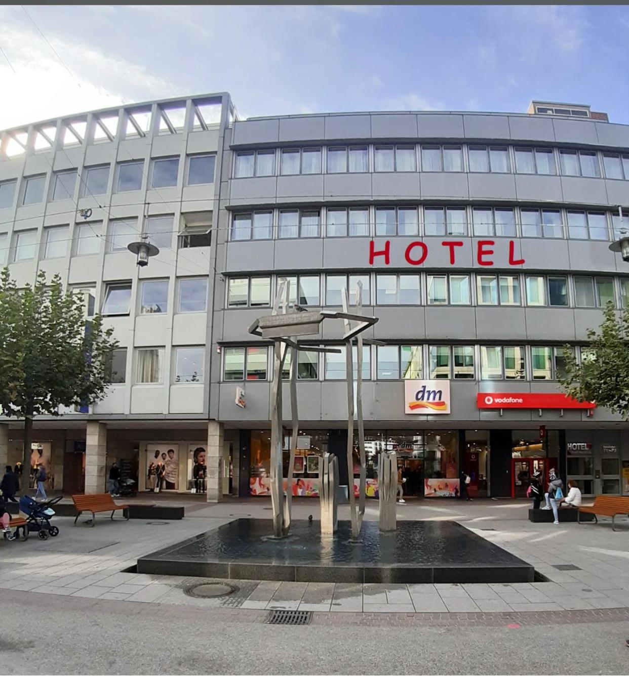 Hotel Stadt Hamburg Am Fluss ساربروكن المظهر الخارجي الصورة