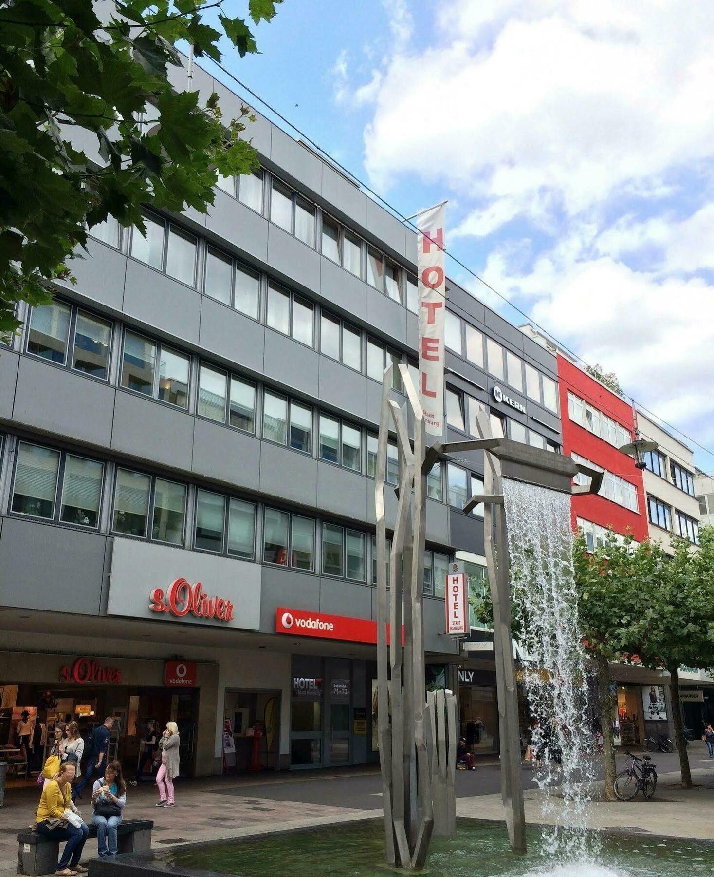 Hotel Stadt Hamburg Am Fluss ساربروكن المظهر الخارجي الصورة